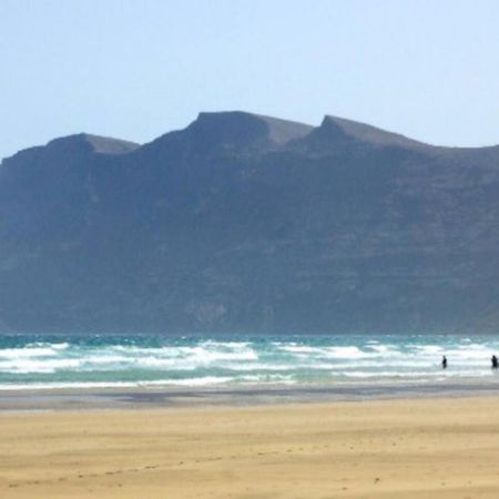 Famara Surf Wifi Lejlighed Eksteriør billede